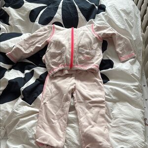 Billie blush Pink Fleece Baby Tracksuit with Logo size 3T
